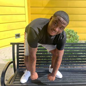 Meet your Posher, Ronald